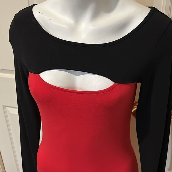 Guess Bodycon Mini Dress. Size Medium - Picture 2 of 9